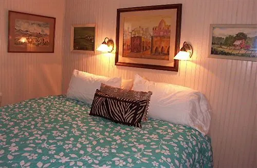Panama City Beach Bed And Breakfast Laguna Beach 2*,